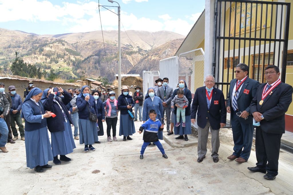 Ribbon Cutting of Huasta House of Hope